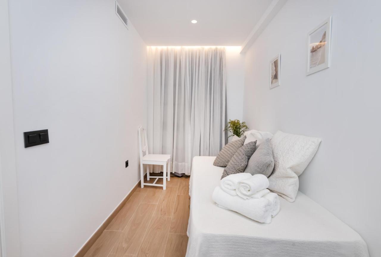 Amargura City Center Apartment Малага Экстерьер фото
